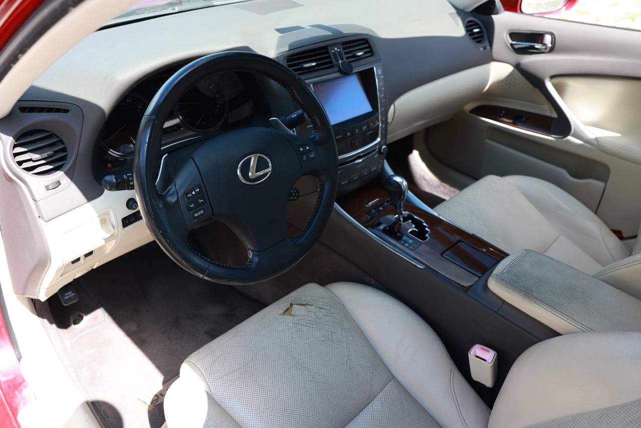 Used 2010 Lexus IS 250 RWD image 4
