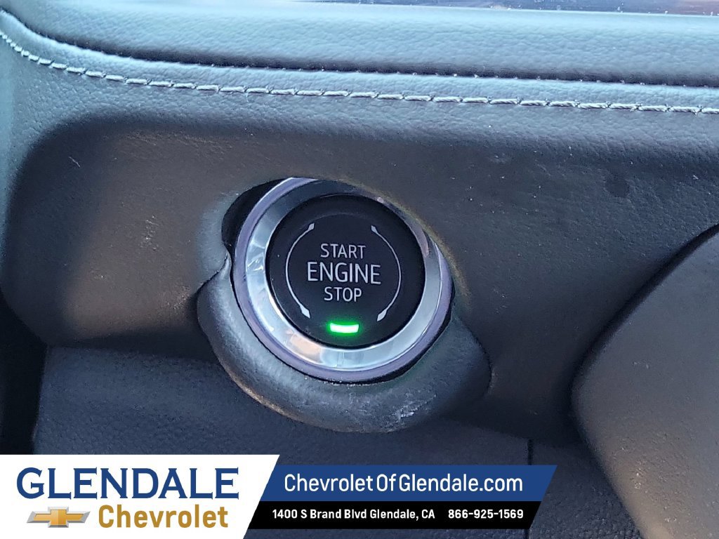 Used 2025 Chevrolet Suburban Z71 AWD/4WD image 35