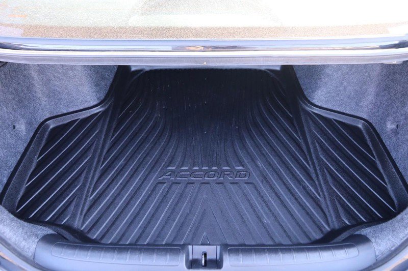 Used 2021 Honda Accord LX image 7