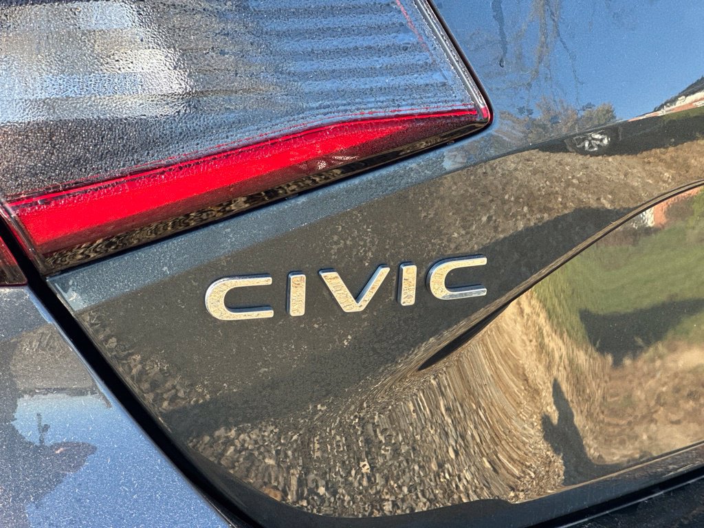 Used 2024 Honda Civic EX-L image 4
