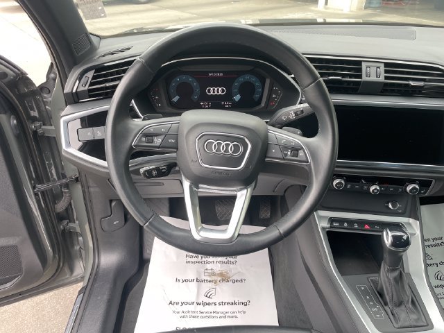 Used 2025 Audi Q3 2.0T Premium AWD/4WD image 14