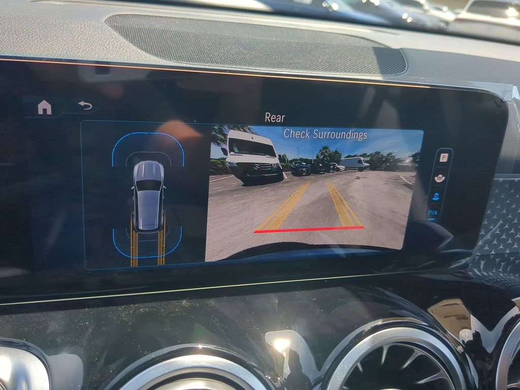 New 2024 Mercedes-Benz GLB 250 GLB 250 image 17