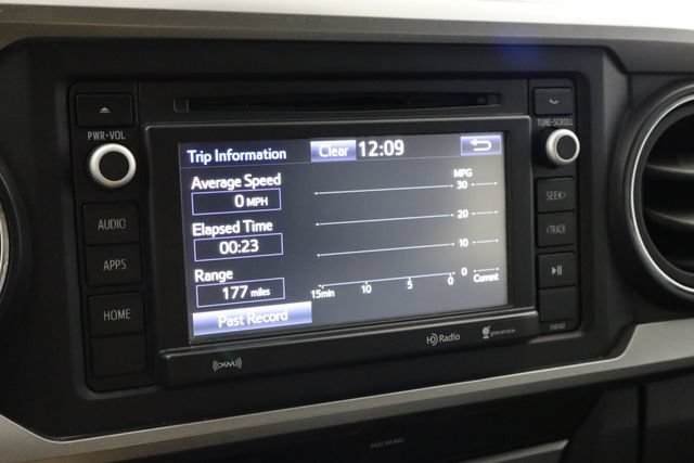 Used 2018 Toyota Tacoma SR5 RWD image 29