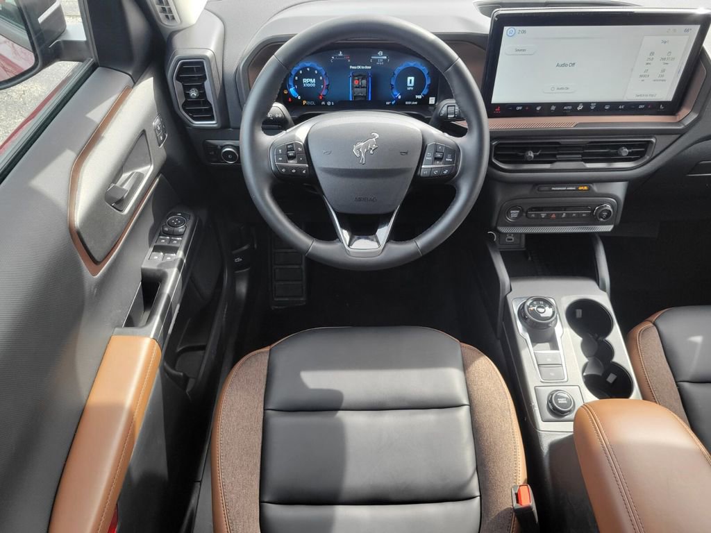 Used 2025 Ford Bronco Sport Outer Banks w/ Outer Banks Tech Package+ image 11