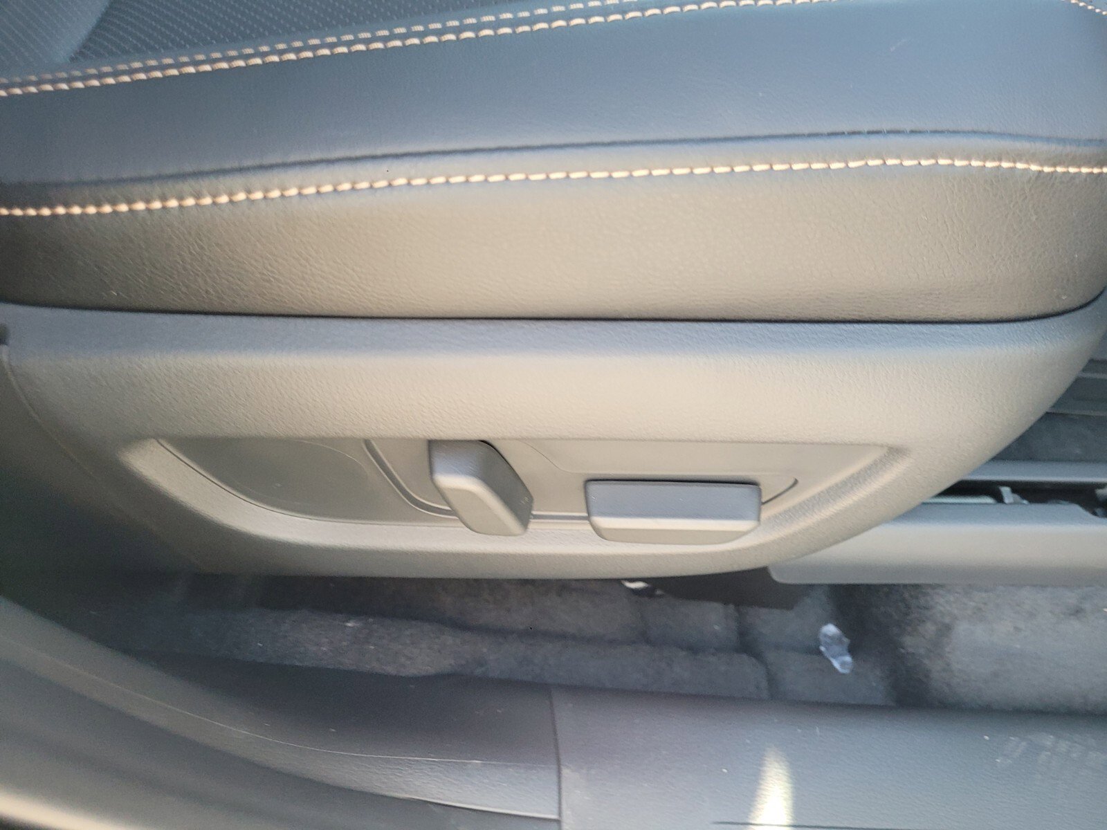 New 2025 MAZDA CX-90 3.3 Turbo S w/ Premium Package image 17