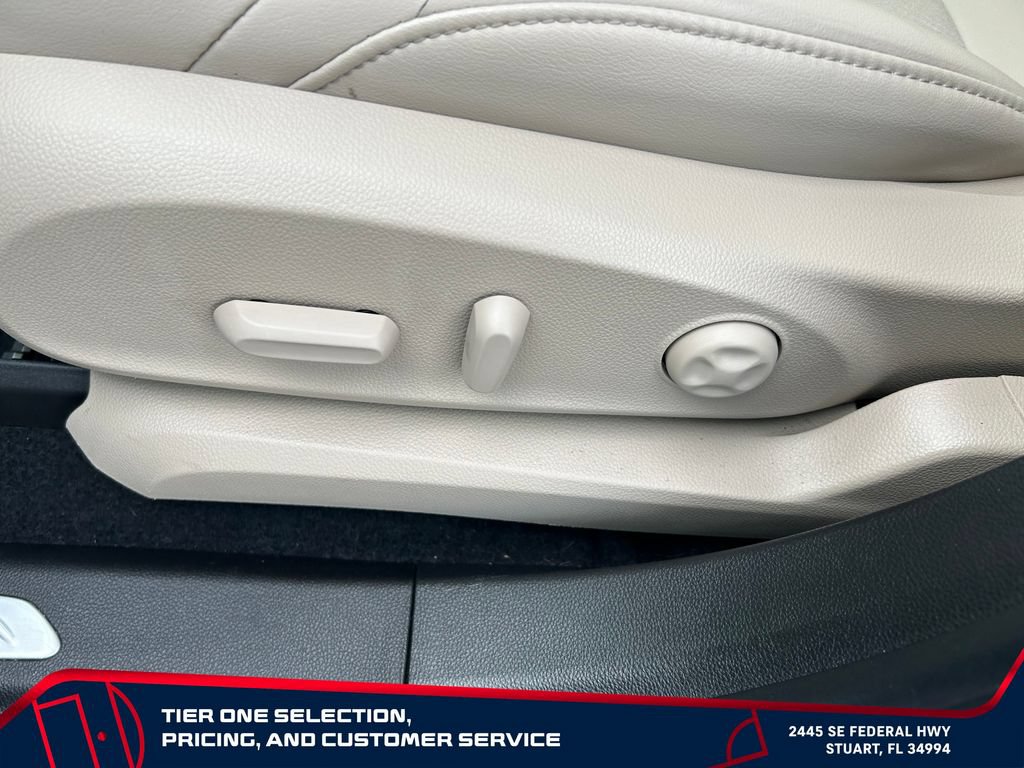 Used 2020 Buick Envision Preferred FWD image 16