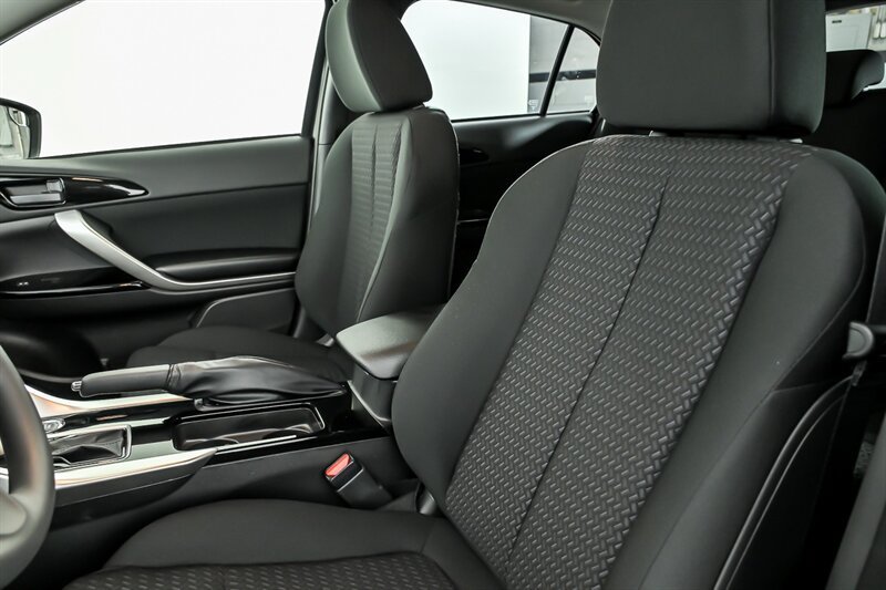 New 2026 Mitsubishi Eclipse Cross LE AWD/4WD image 15