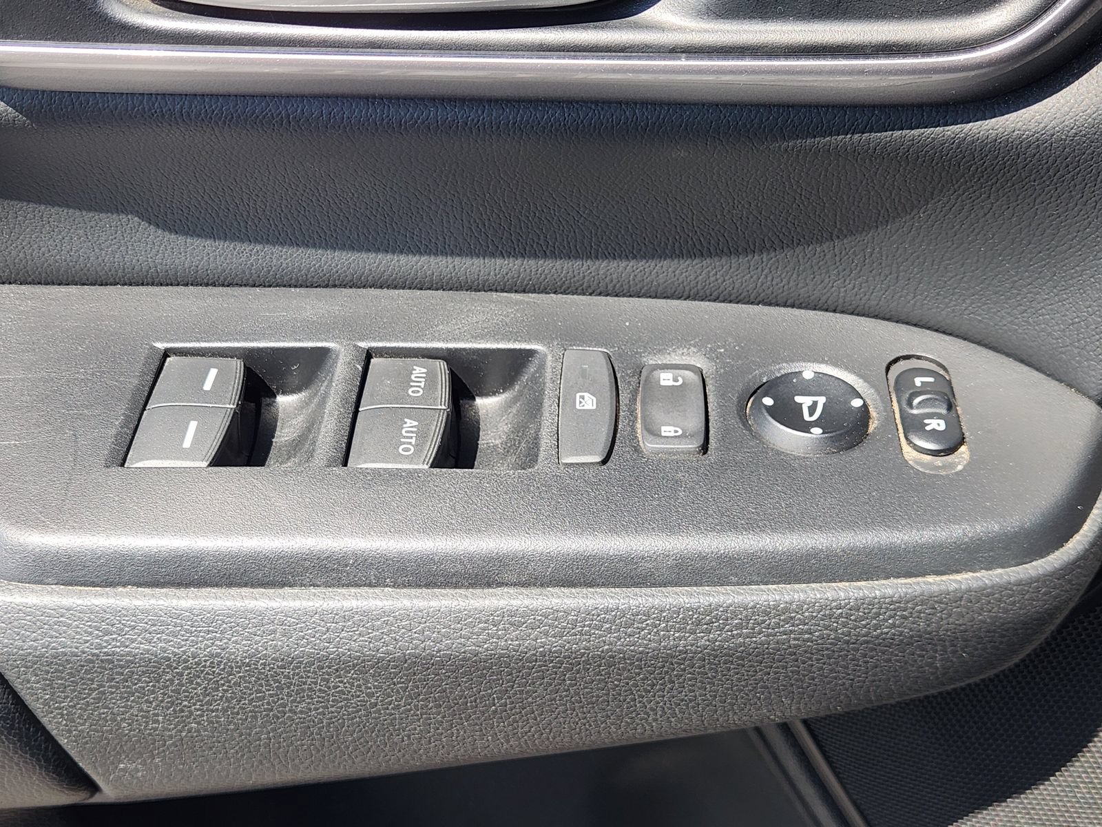 Used 2021 Honda CR-V EX-L image 30