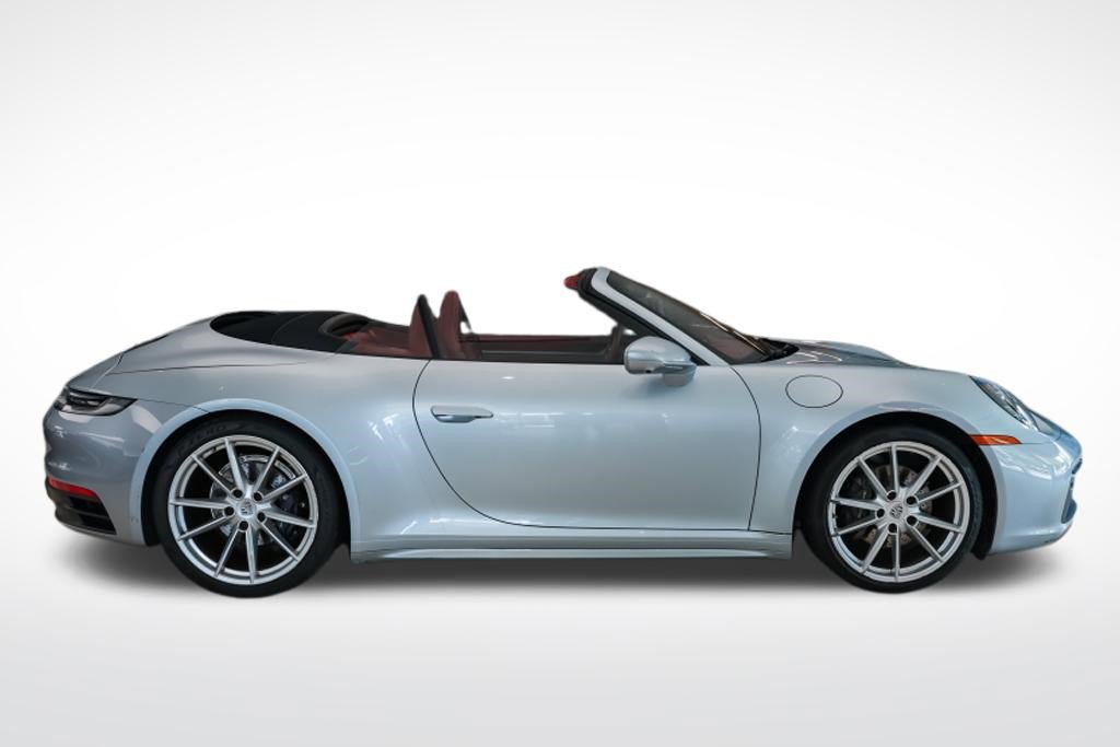 Used 2022 Porsche 911 Carrera 4 AWD/4WD image 6