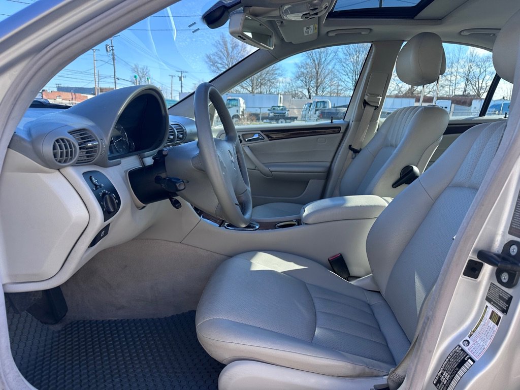 Used 2007 Mercedes-Benz C 280 4MATIC Sedan image 11