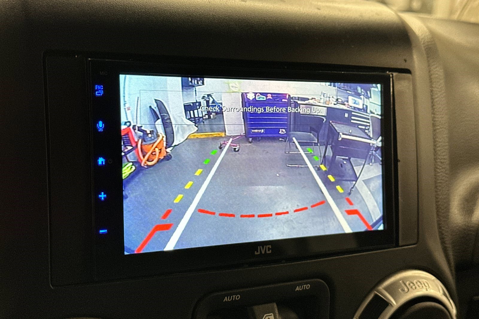 Used 2014 Jeep Wrangler Unlimited Sahara w/ Connectivity Group image 20