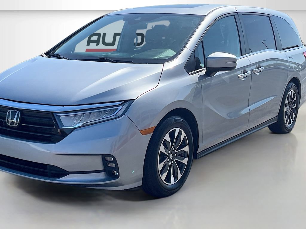 Used 2023 Honda Odyssey EX-L image 3