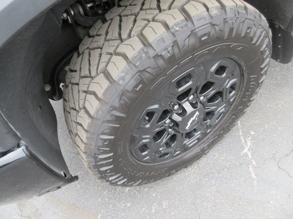 Used 2024 Chevrolet Silverado 2500 High Country w/ High Country Premium Package AWD/4WD image 13