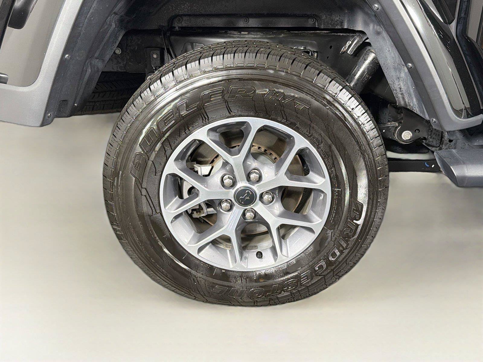 Used 2025 Jeep Gladiator Sport AWD/4WD image 35