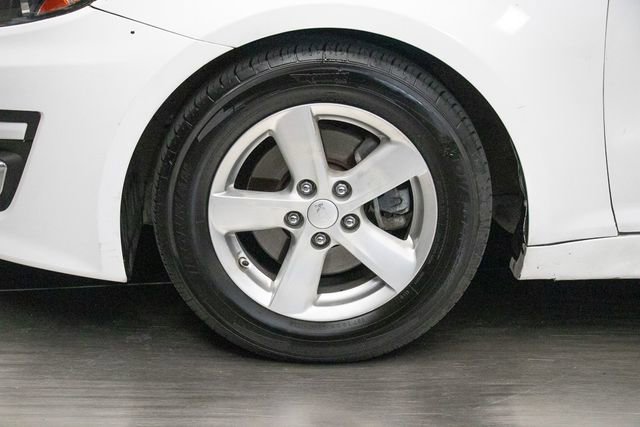 Used 2015 Kia Optima LX image 8