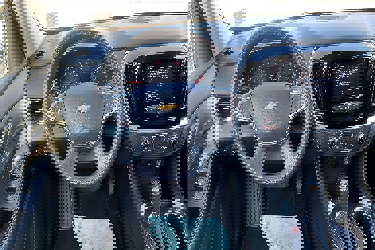 Used 2020 Chevrolet Traverse LS image 6