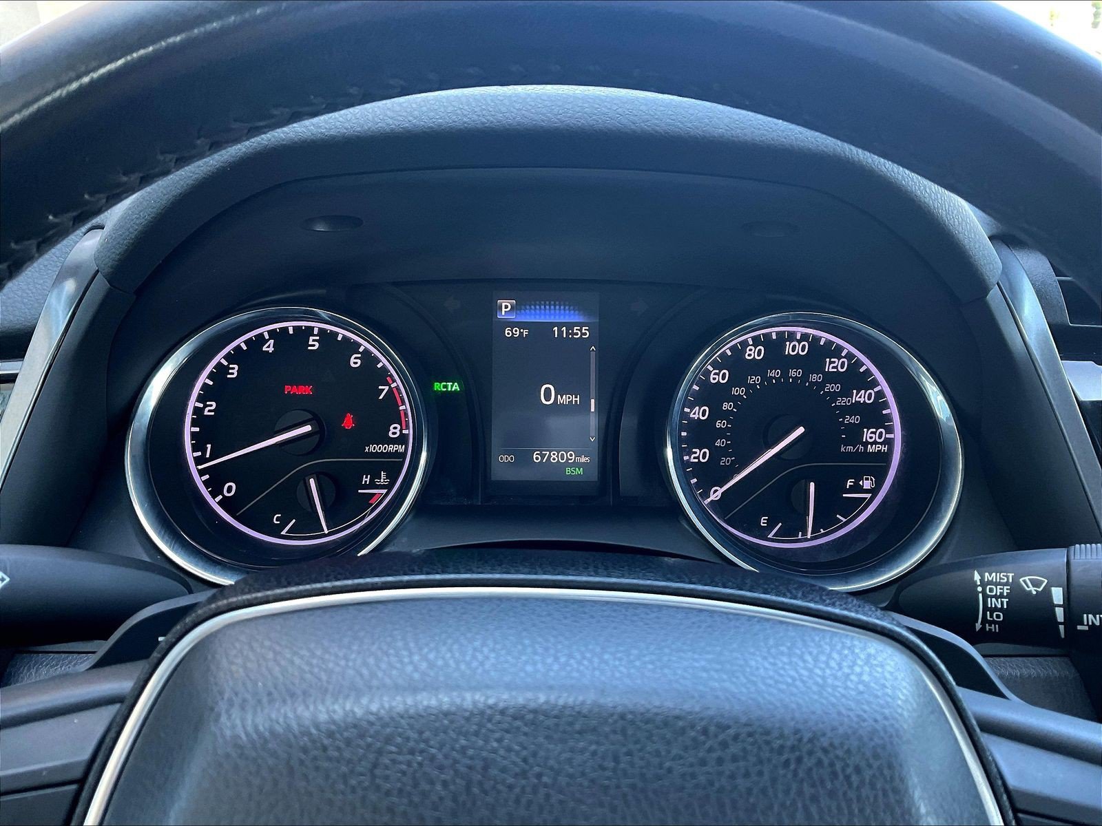 Used 2020 Toyota Camry SE w/ Convenience Package FWD image 13