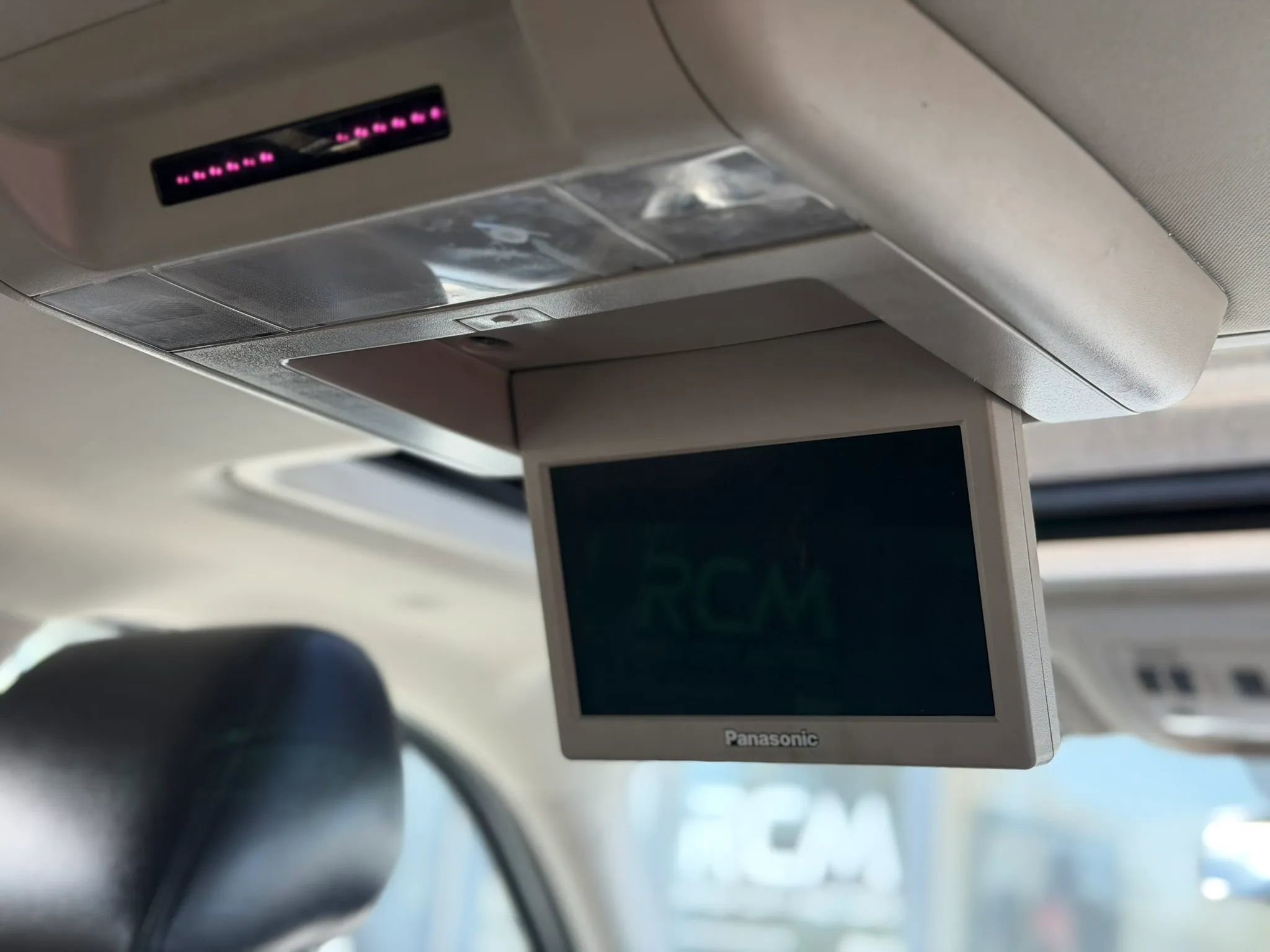 Used 2013 Chevrolet Tahoe LTZ image 29