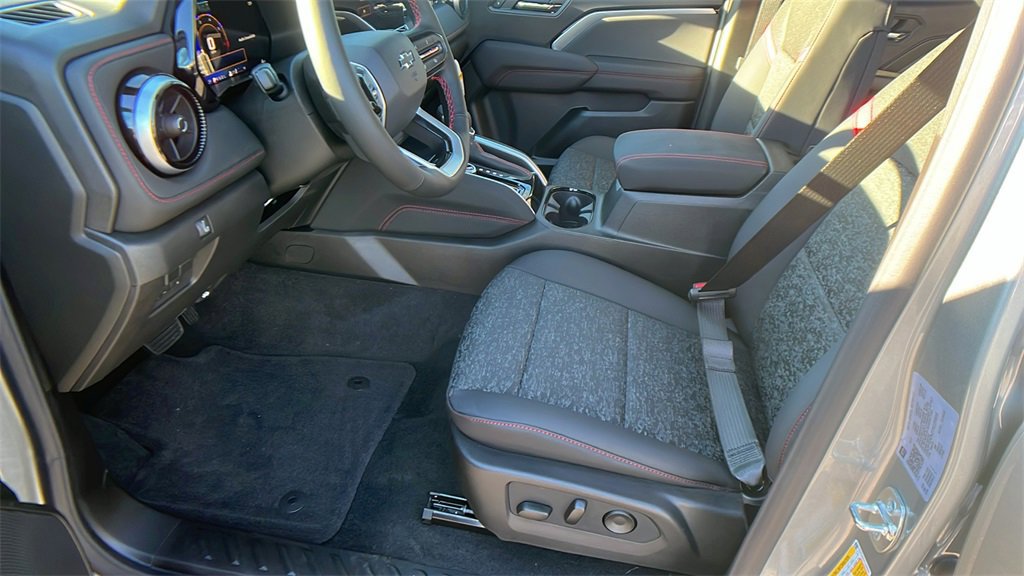 New 2026 Chevrolet Colorado Z71 image 13