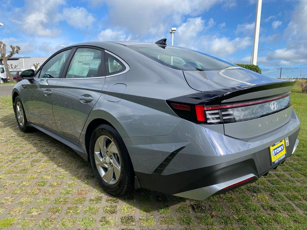New 2026 Hyundai Sonata SE FWD image 5
