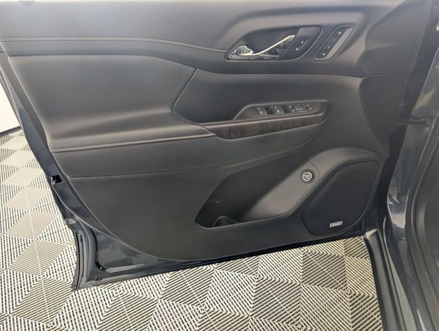 Used 2020 GMC Acadia Denali w/ Trailering Package image 10