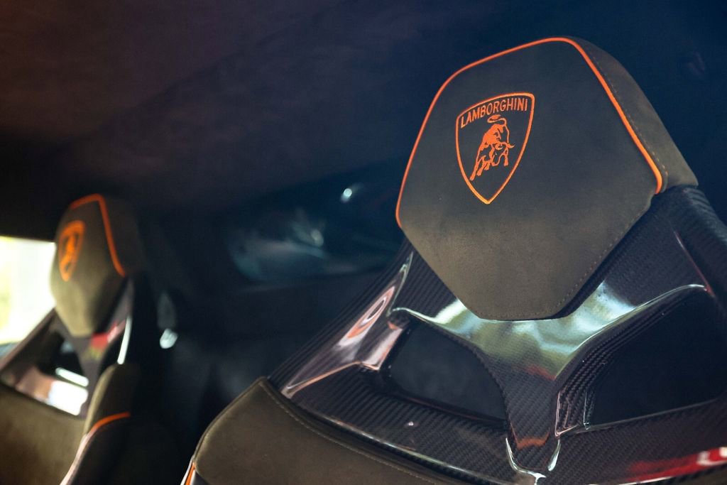 Used 2024 Lamborghini Huracan Sterrato AWD/4WD image 59