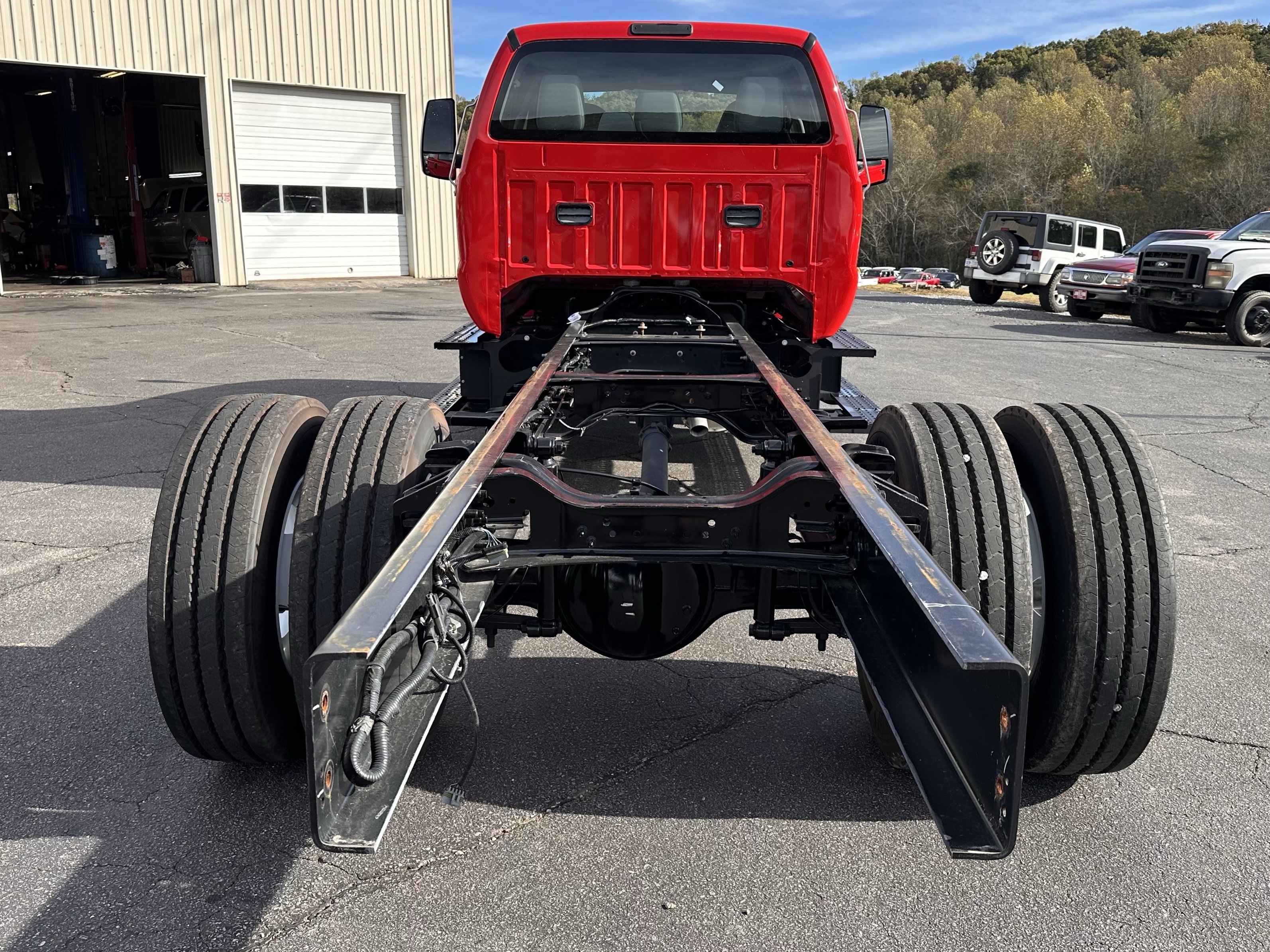 Used 2026 Ford F750 2WD Crew Cab Super Duty image 6