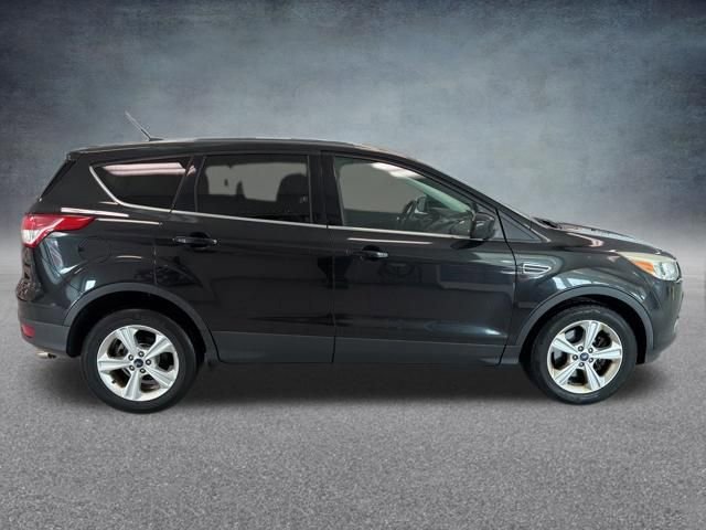 Used 2015 Ford Escape SE image 5