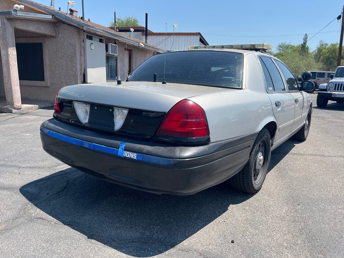 Used 2008 Ford Crown Victoria Police Interceptor RWD image 3