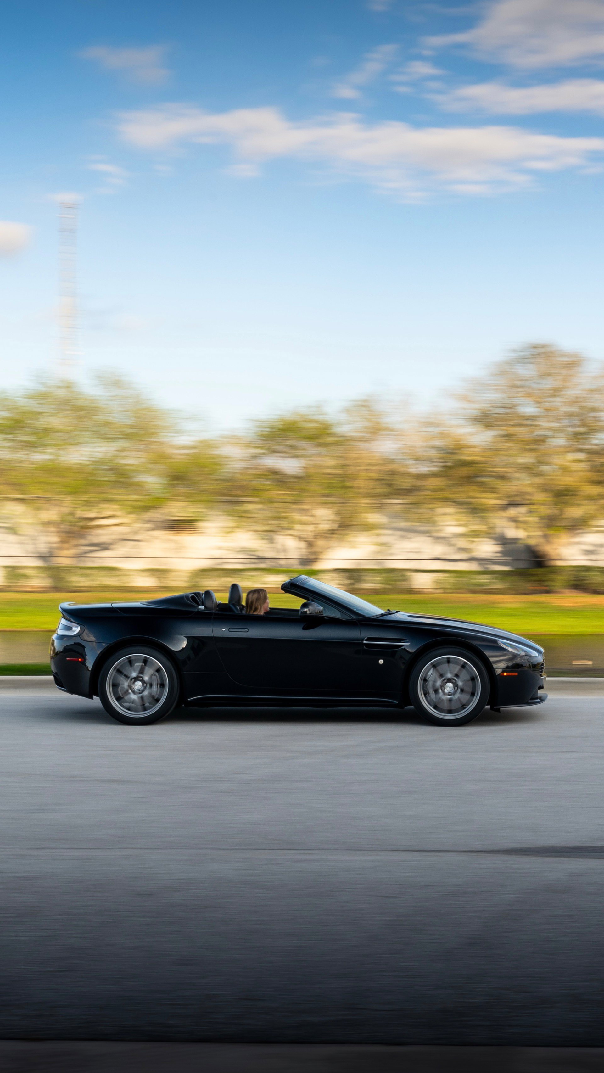 Used 2015 Aston Martin V8 Vantage GT image 9
