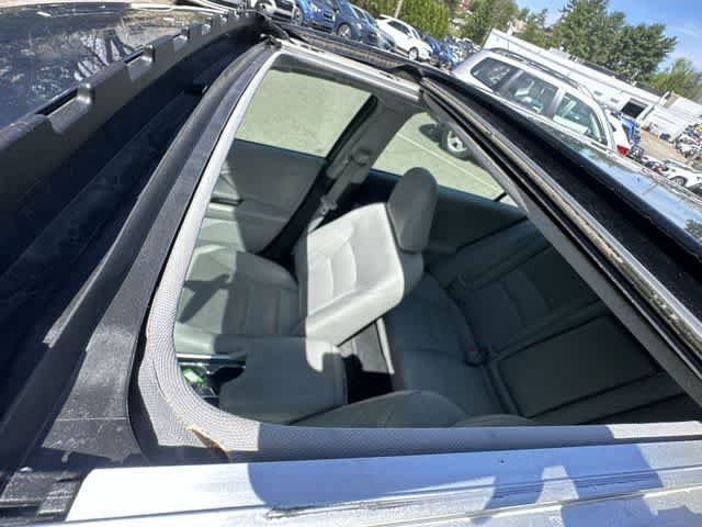 Used 2017 Honda Accord EX-L image 6