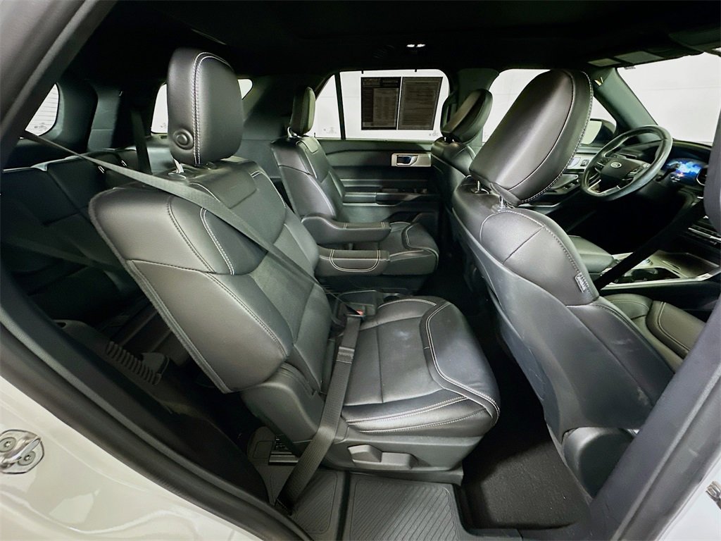 Used 2020 Ford Explorer ST w/ ST Street Pack image 11