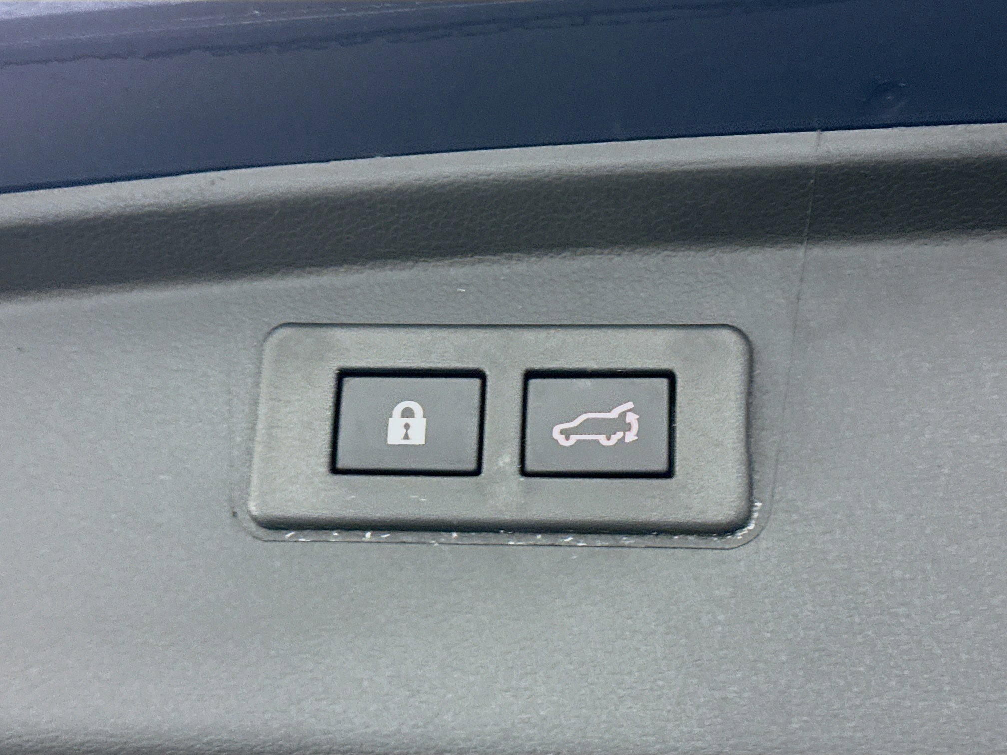 Used 2025 Subaru Outback Premium image 32