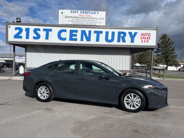 Used 2026 Toyota Camry LE FWD image 1