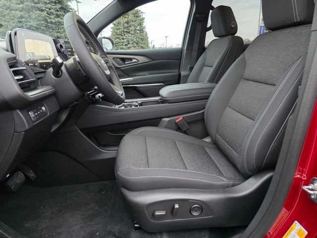 New 2026 Chevrolet Traverse LT w/ LPO, Floor Liner Package image 9