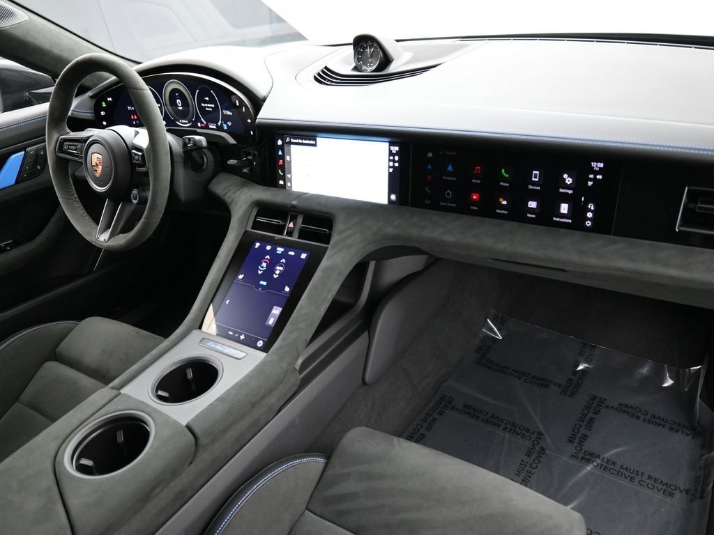 Certified 2025 Porsche Taycan Turbo GT image 30