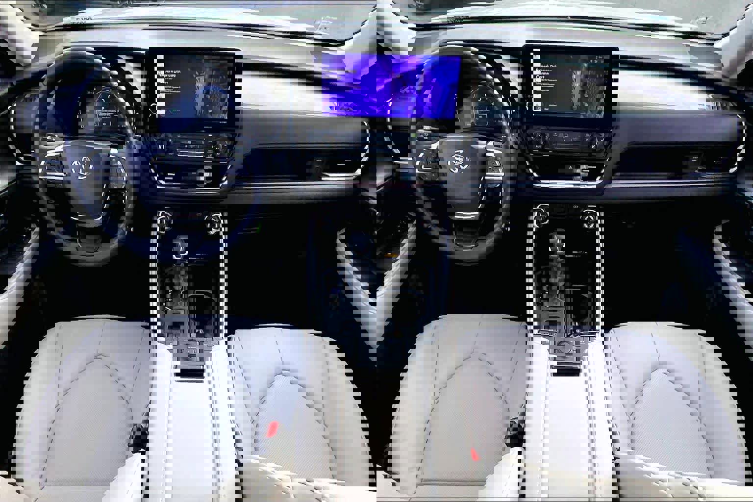 Used 2024 Toyota Grand Highlander XLE image 16