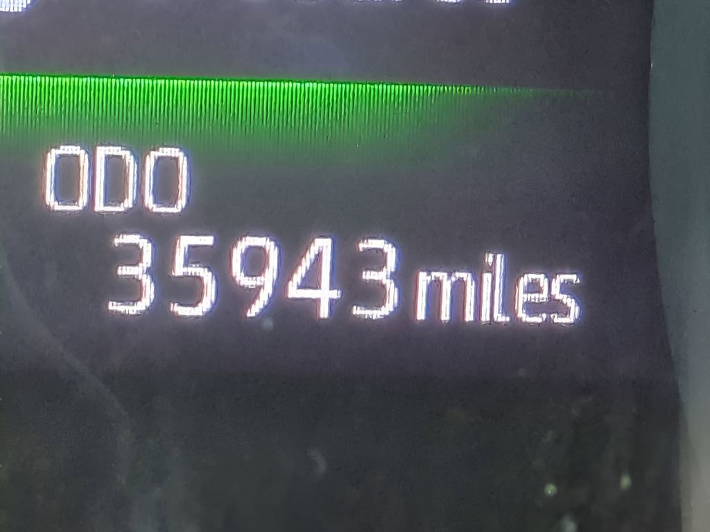 Used 2022 Toyota Camry XLE w/ Navigation Upgrade Package image 29