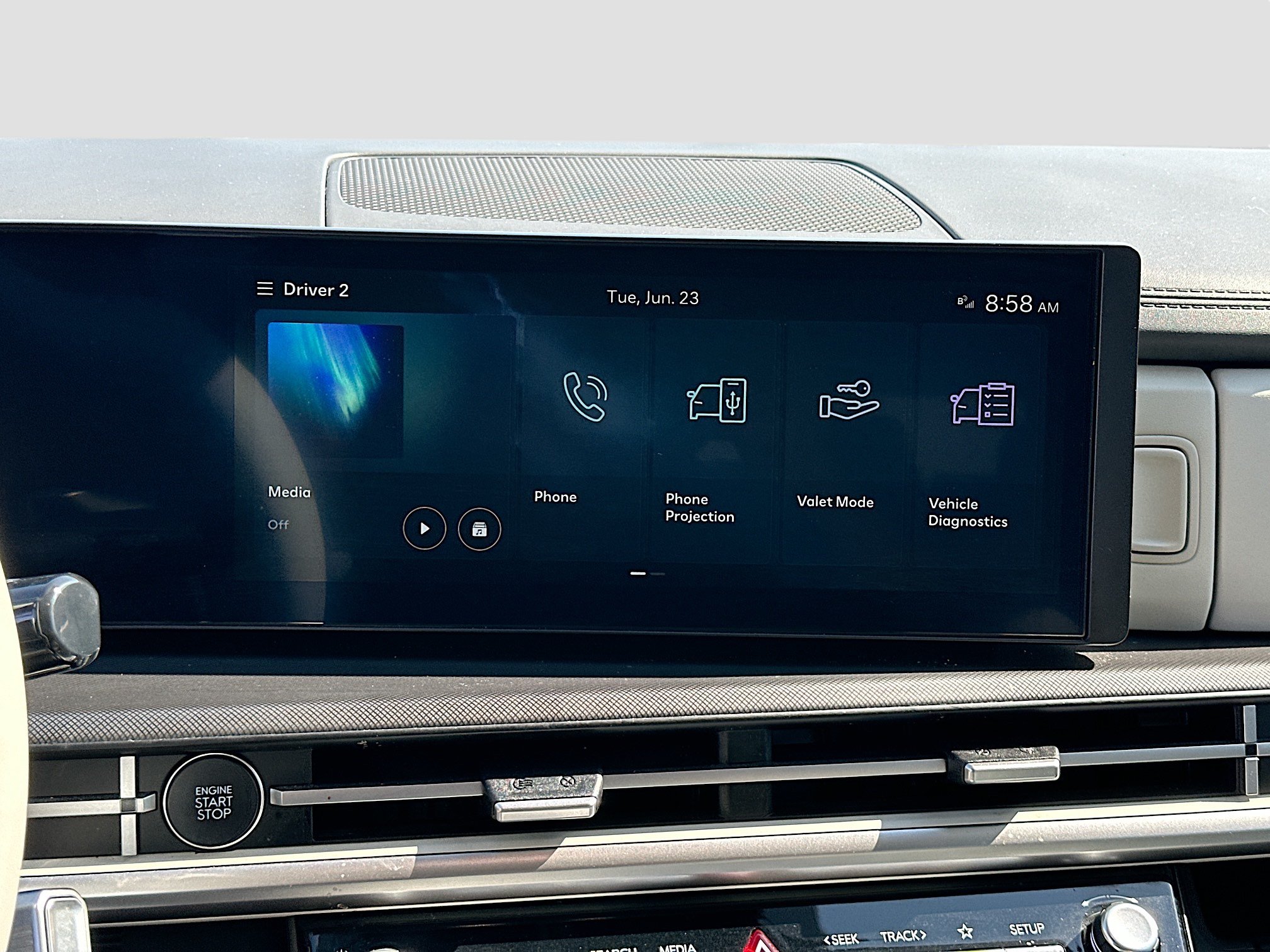 Used 2025 Hyundai Santa Fe SEL FWD image 15