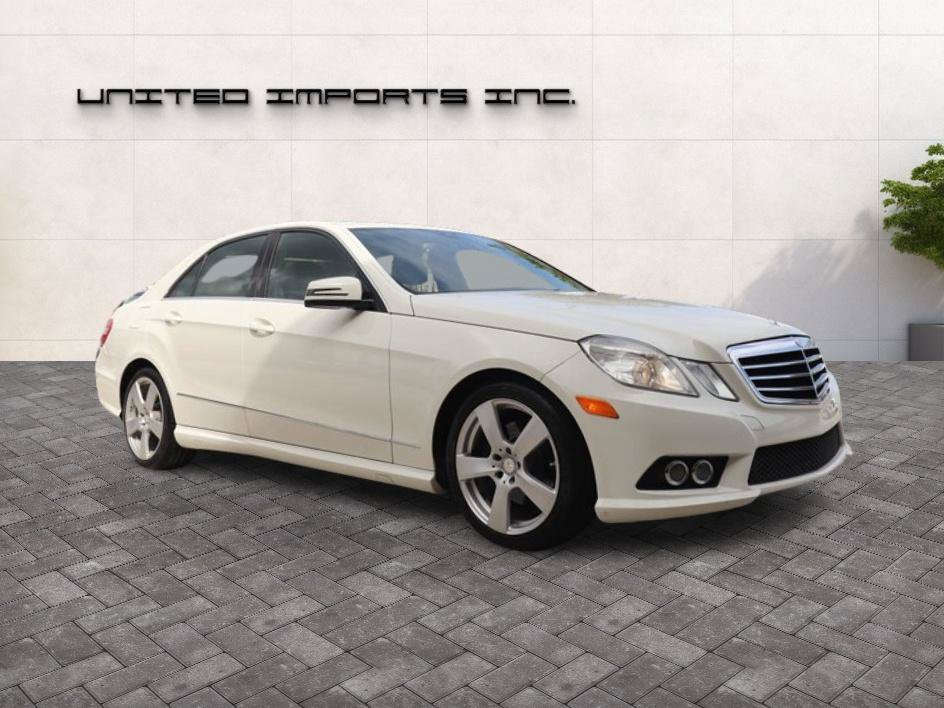 Used 2010 Mercedes-Benz E 350 Sport image 9