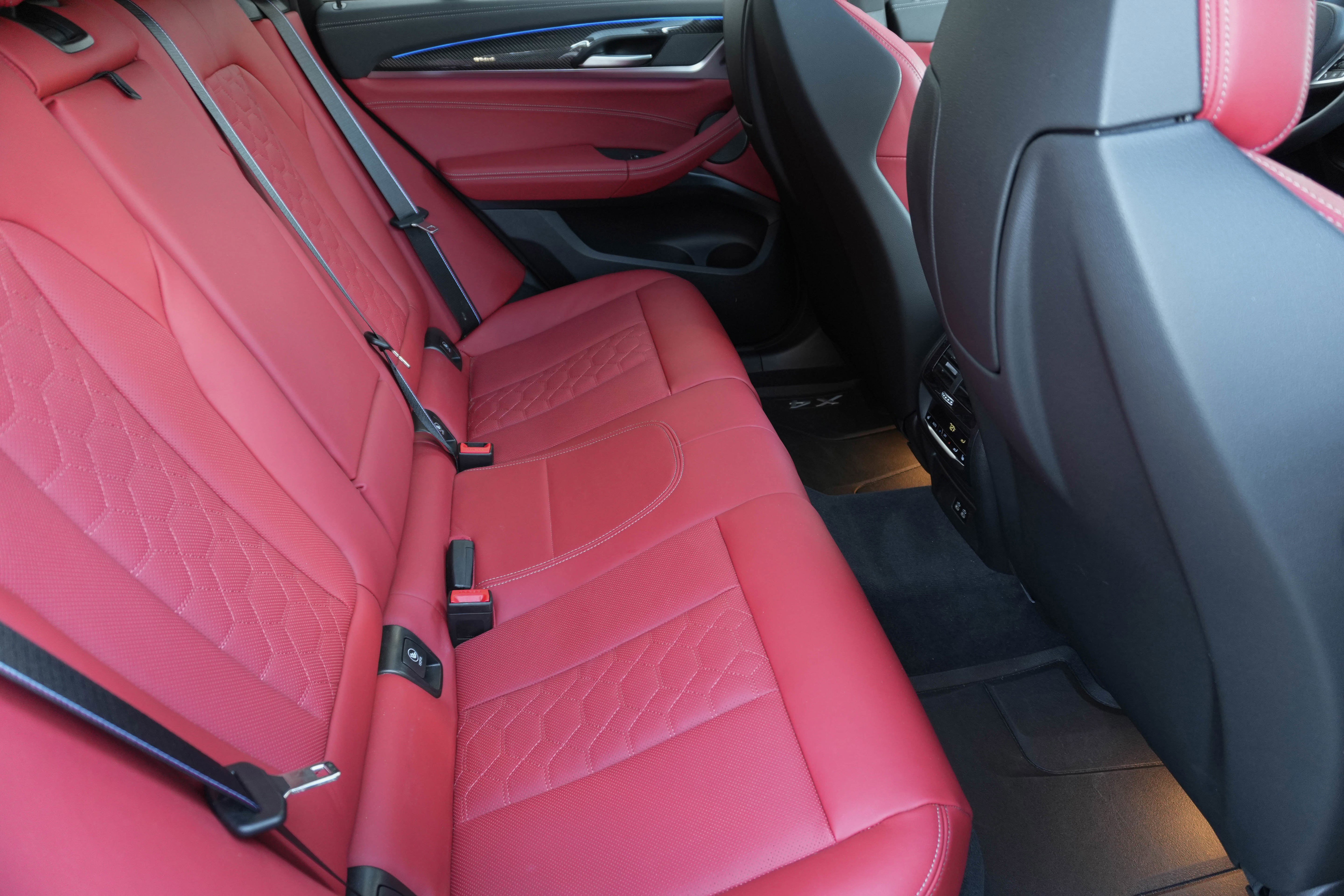 Used 2023 BMW X4 M w/ Competition Package image 38