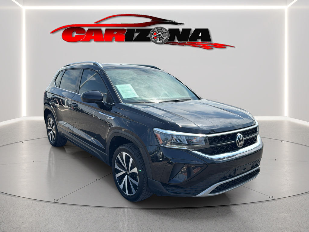 Used 2022 Volkswagen Taos SE w/ Panoramic Sunroof Package