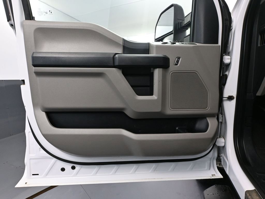 Used 2021 Ford F250 XL w/ Power Equipment Group image 20
