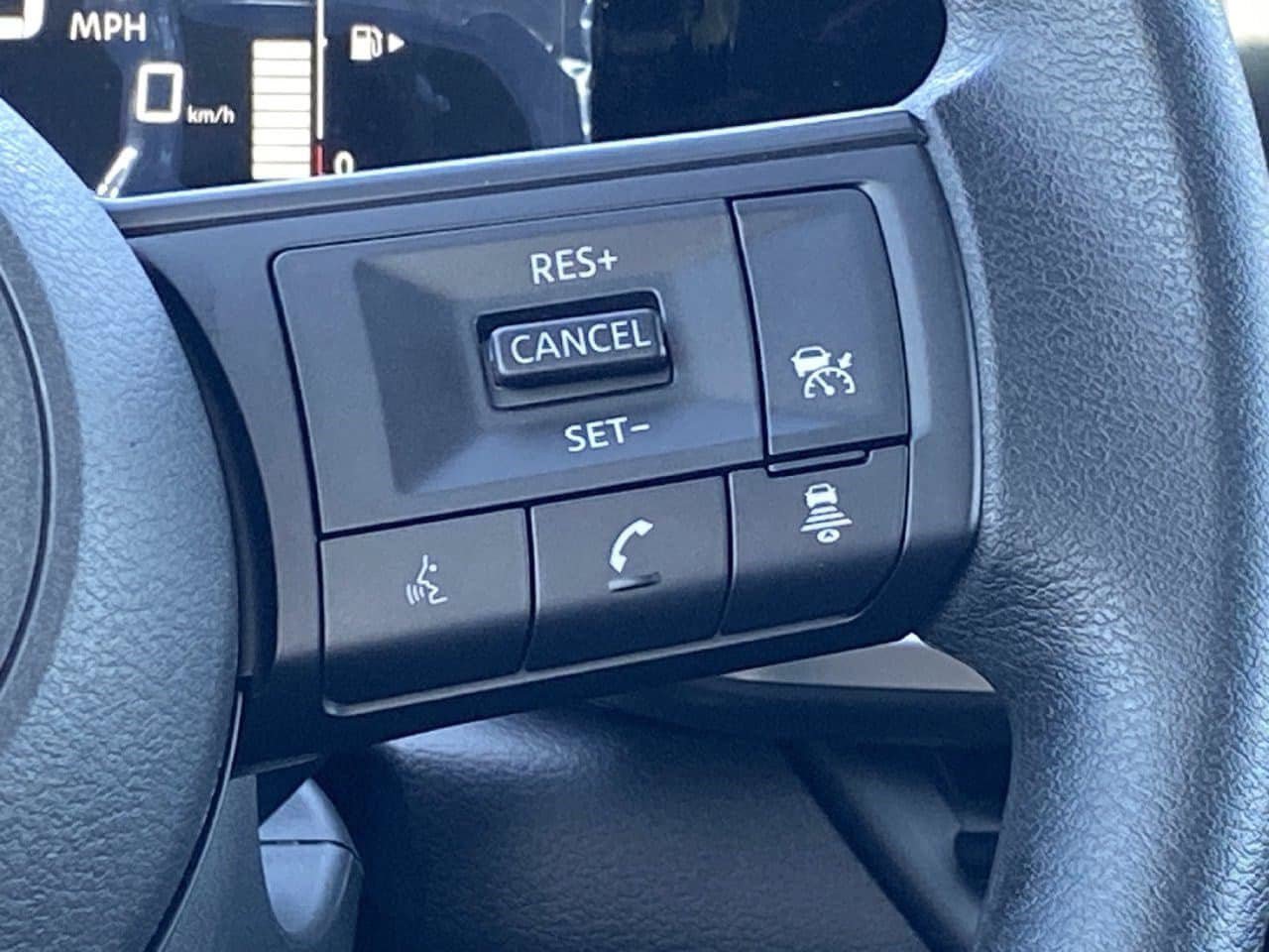 New 2027 Nissan Kicks SV FWD image 30