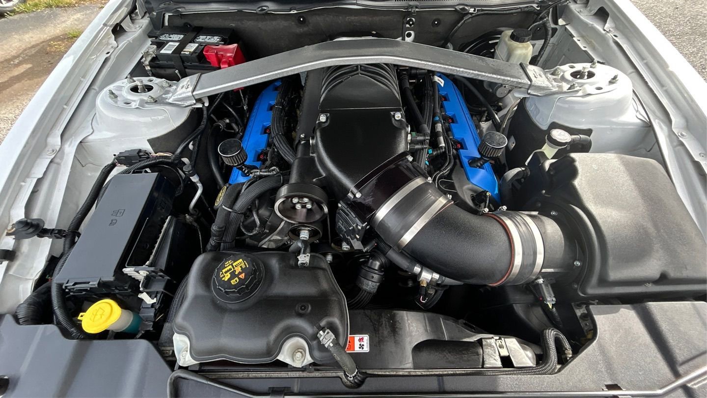 Used 2014 Ford Mustang GT Premium RWD image 9