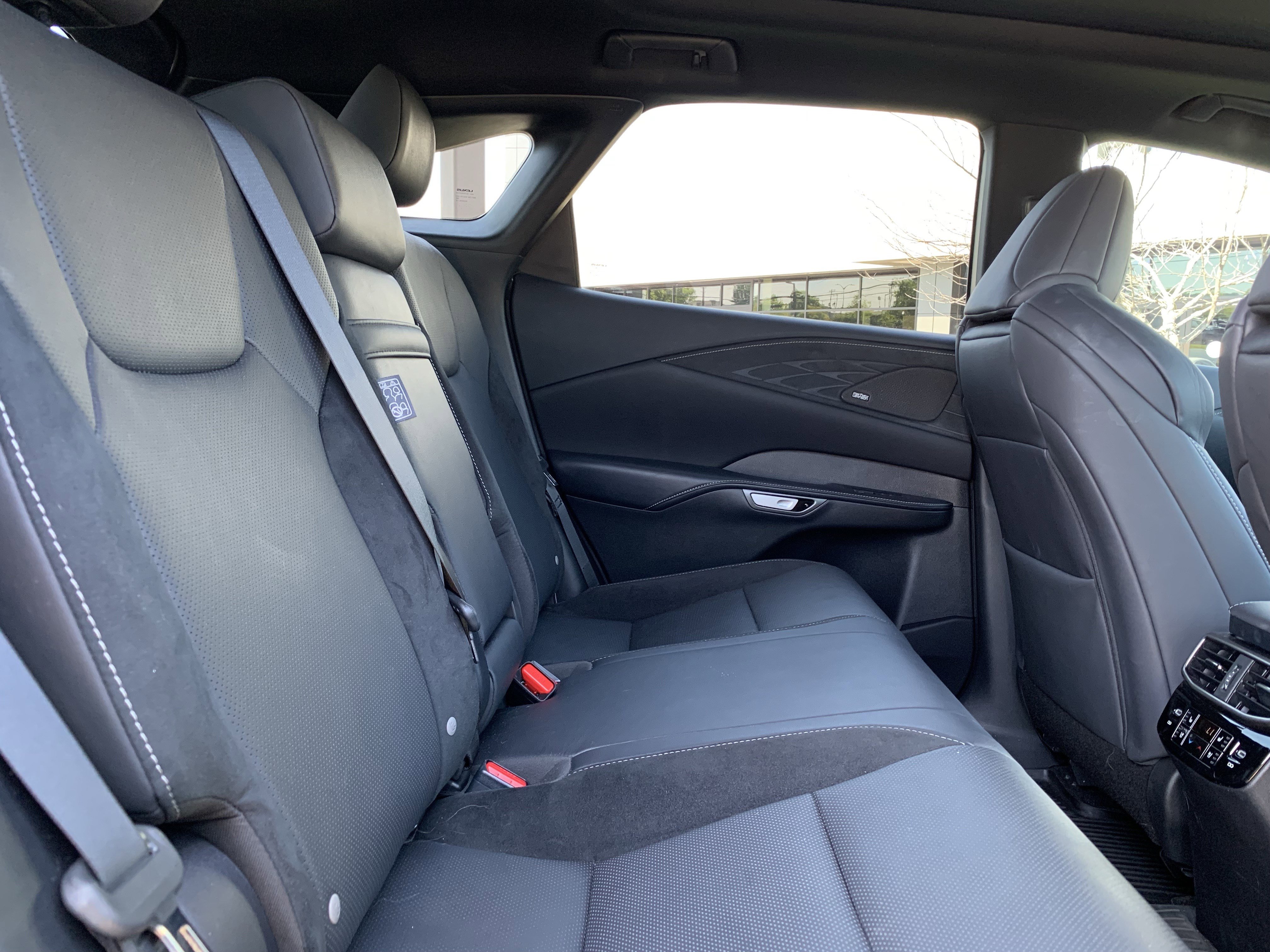 Used 2024 Lexus RX 500h F Sport w/ Convenience Package AWD/4WD image 33