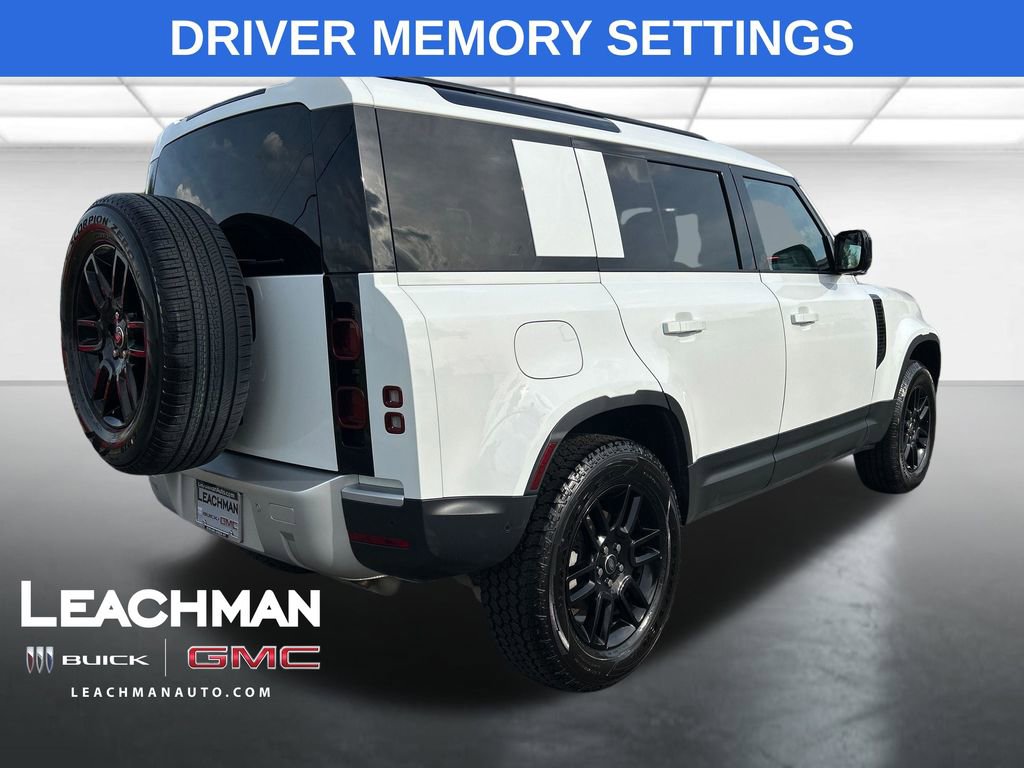 Used 2025 Land Rover Defender 110 S image 3