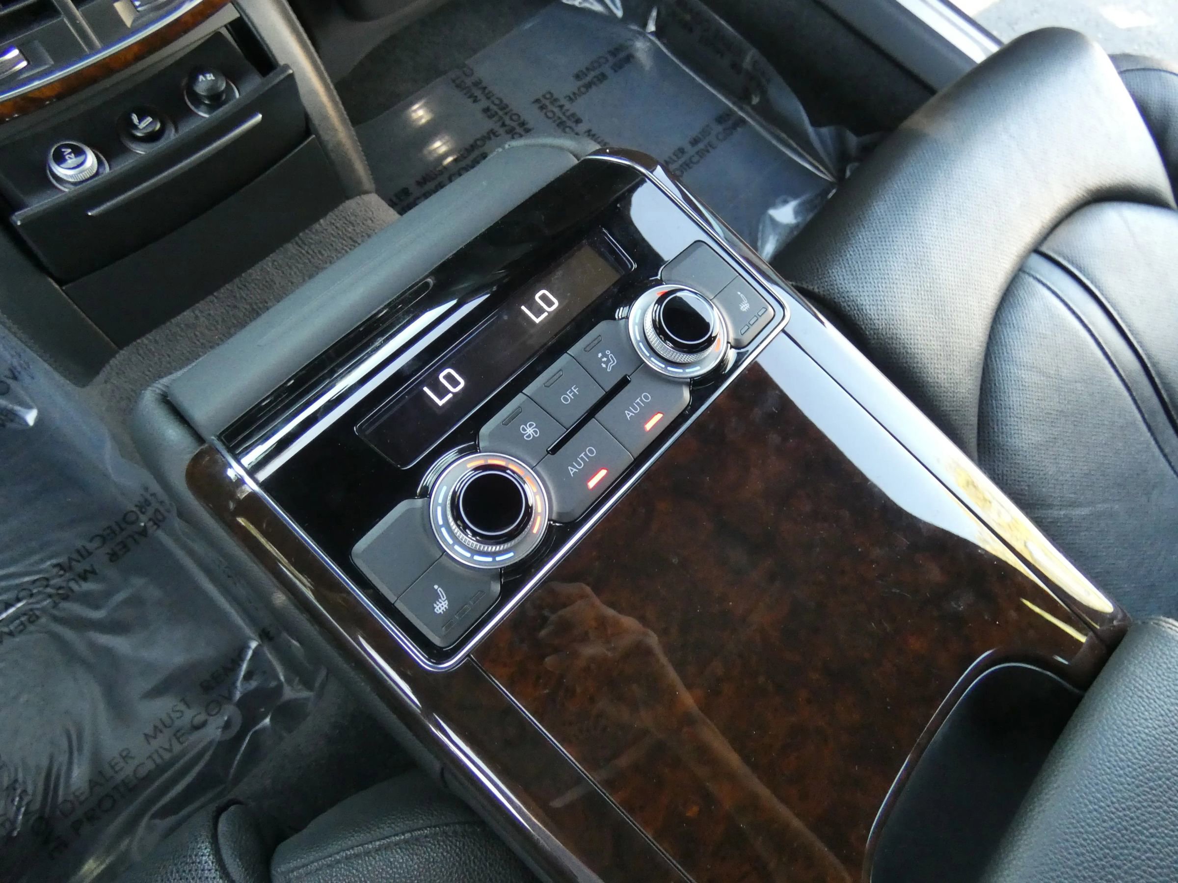 Used 2015 Audi A8 L 4.0T image 56