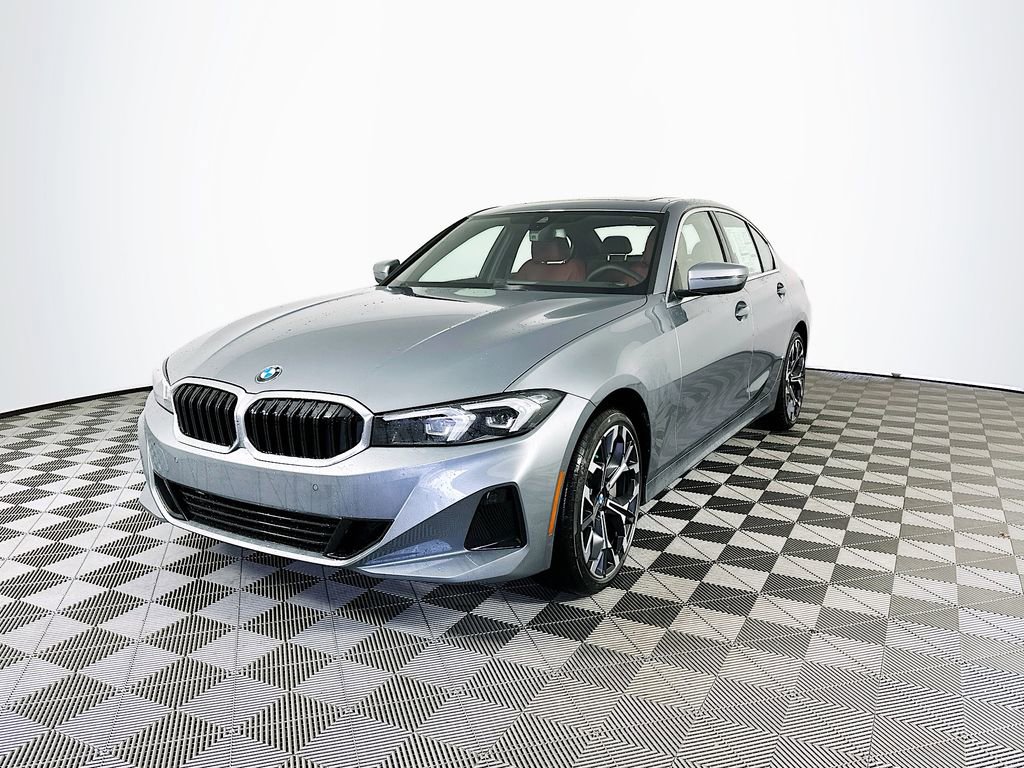 Used 2025 BMW 330i xDrive Sedan w/ M Sport Package image 4