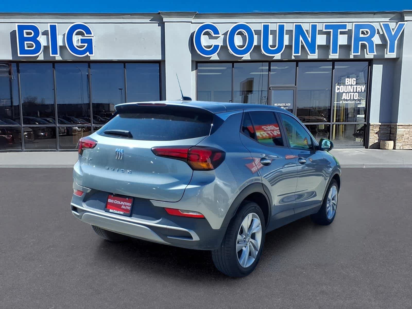 Used 2024 Buick Encore GX Preferred w/ Comfort Package FWD image 4